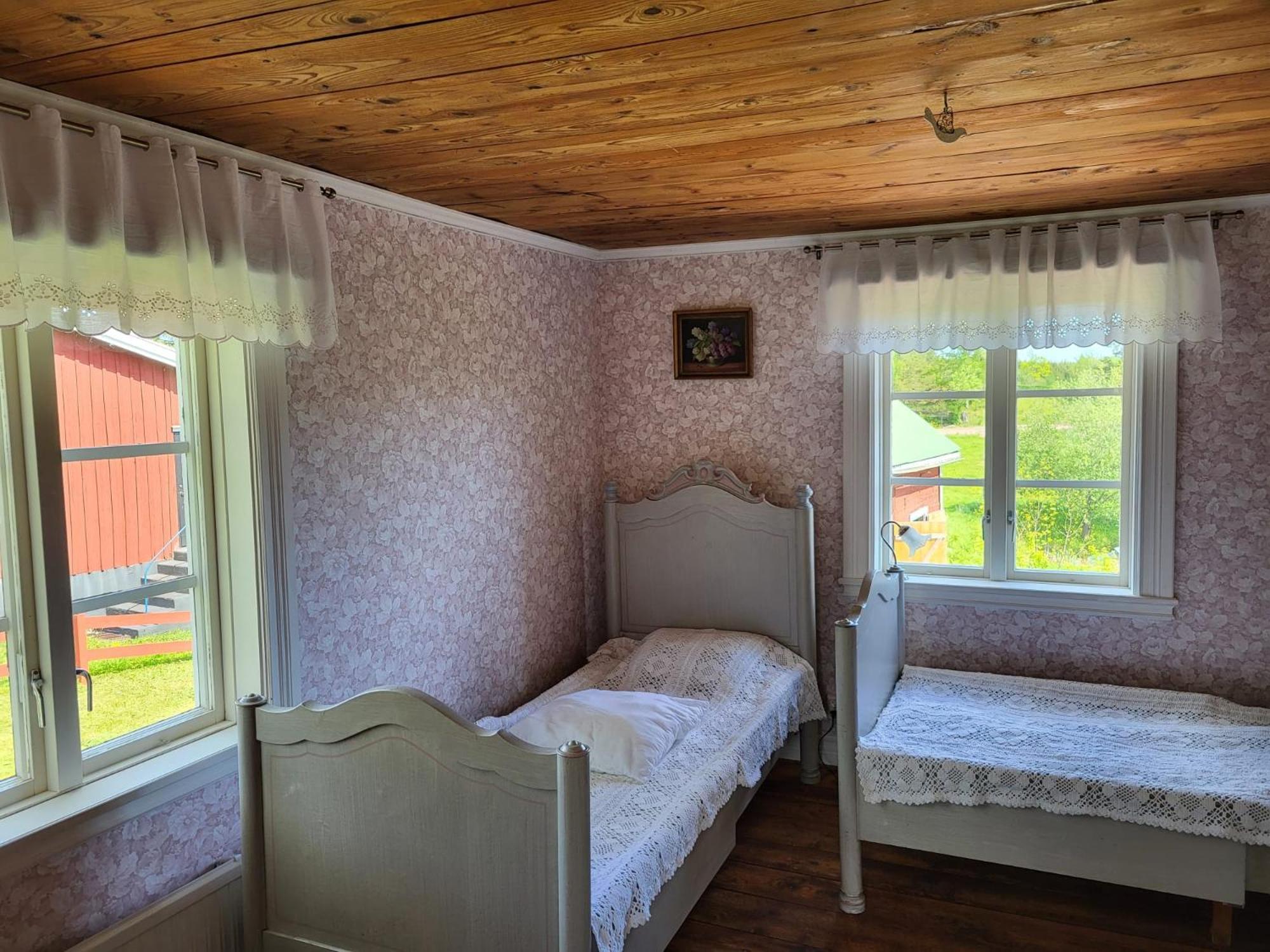 Вілла Bullerbyn - Mellangarden - Astrid Lindgren'S Family House Маріаннелунд Екстер'єр фото
